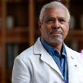 Dr. Robert Gray, Cardiologist on Advisory Board